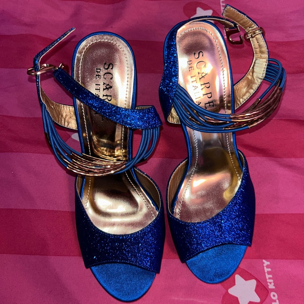 ✨NEW 💙 Blue Sparkle Heels by Scarpe De Italia💙